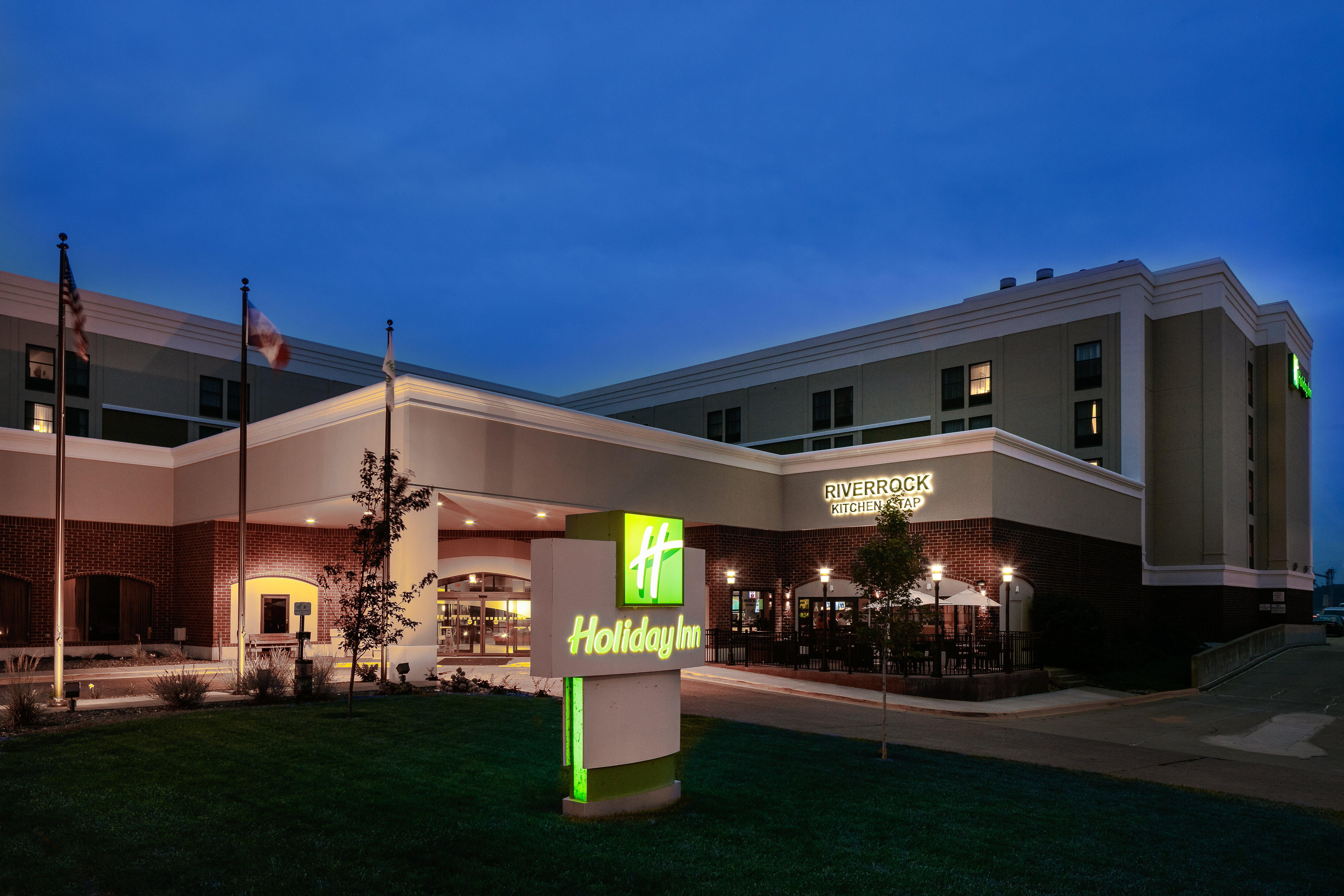 Holiday Inn Dubuque/Galena By Ihg מראה חיצוני תמונה