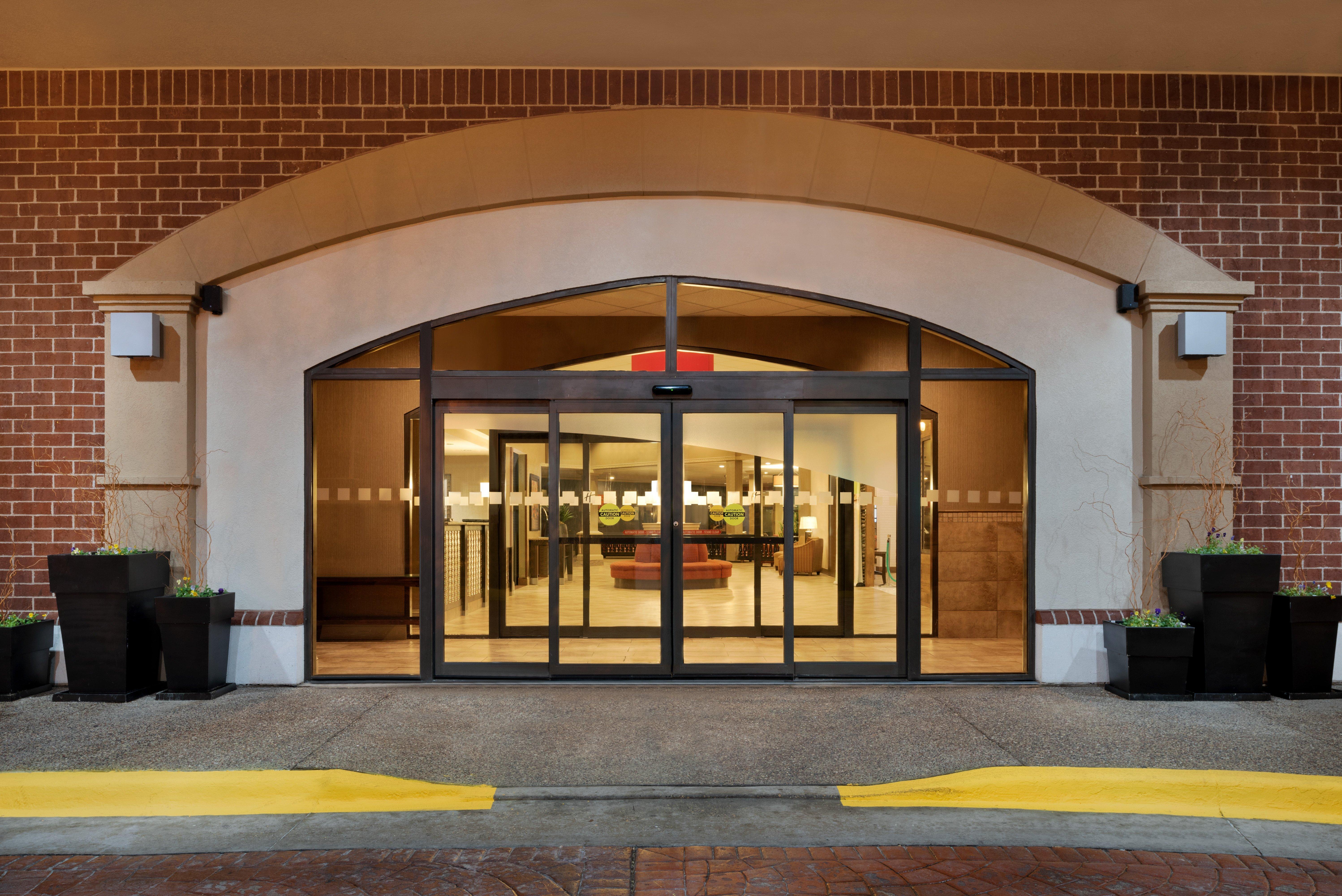 Holiday Inn Dubuque/Galena By Ihg מראה חיצוני תמונה