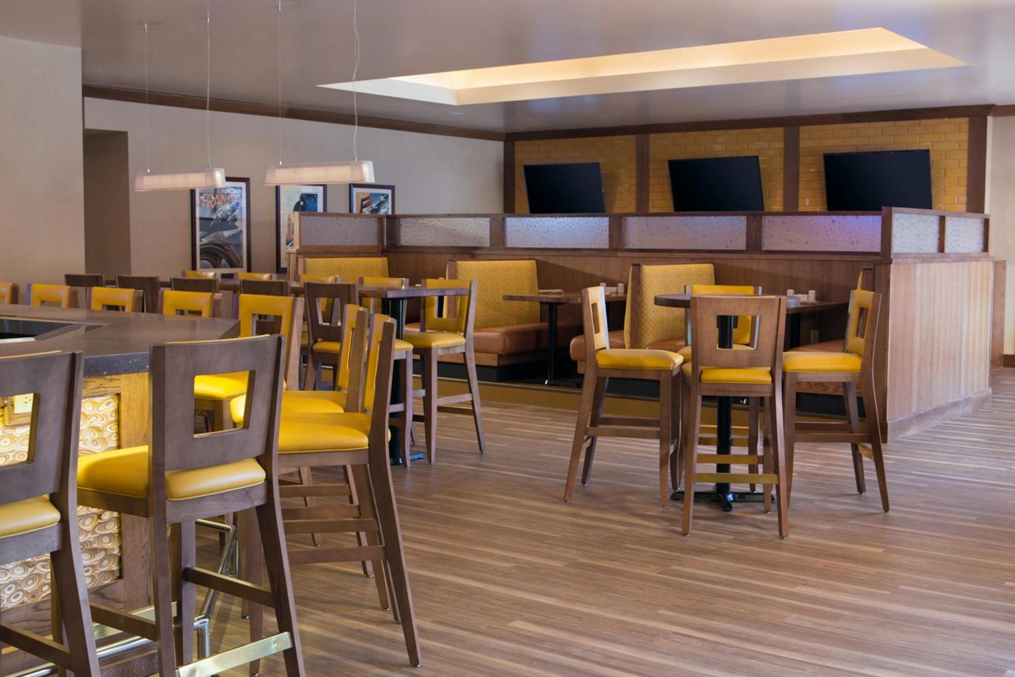 Holiday Inn Dubuque/Galena By Ihg מראה חיצוני תמונה